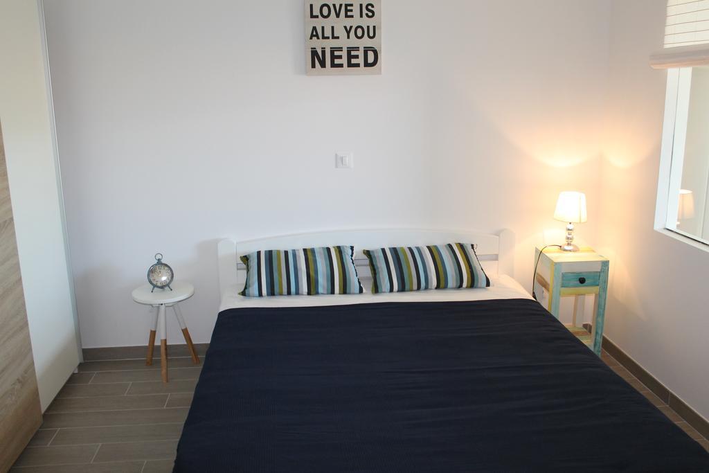 Apartments Mala ซัฟทัท ภายนอก รูปภาพ