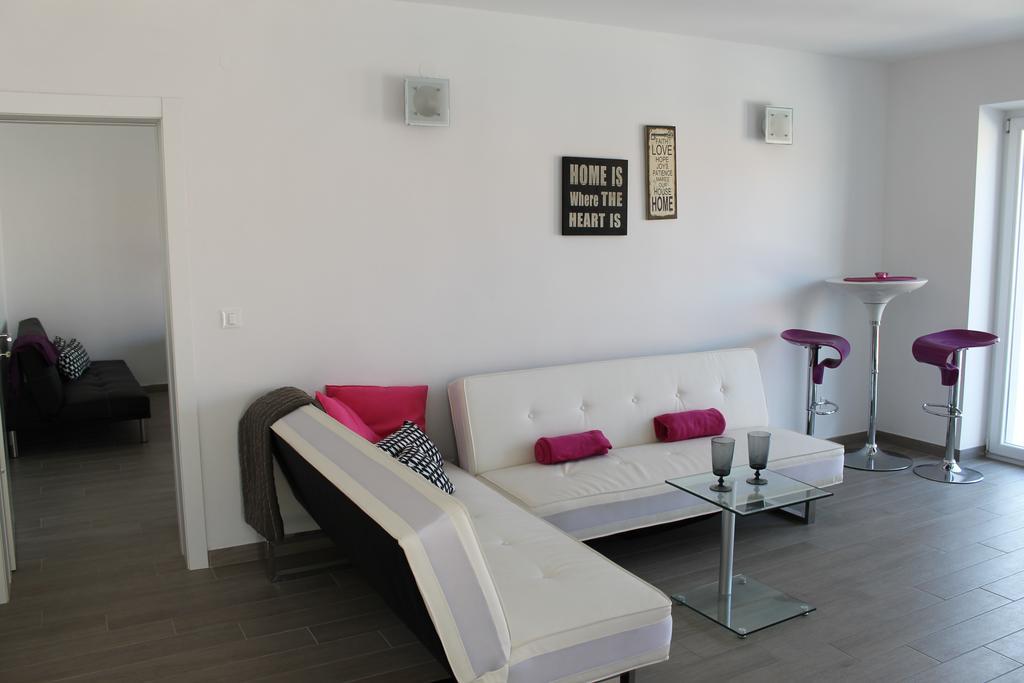 Apartments Mala ซัฟทัท ภายนอก รูปภาพ