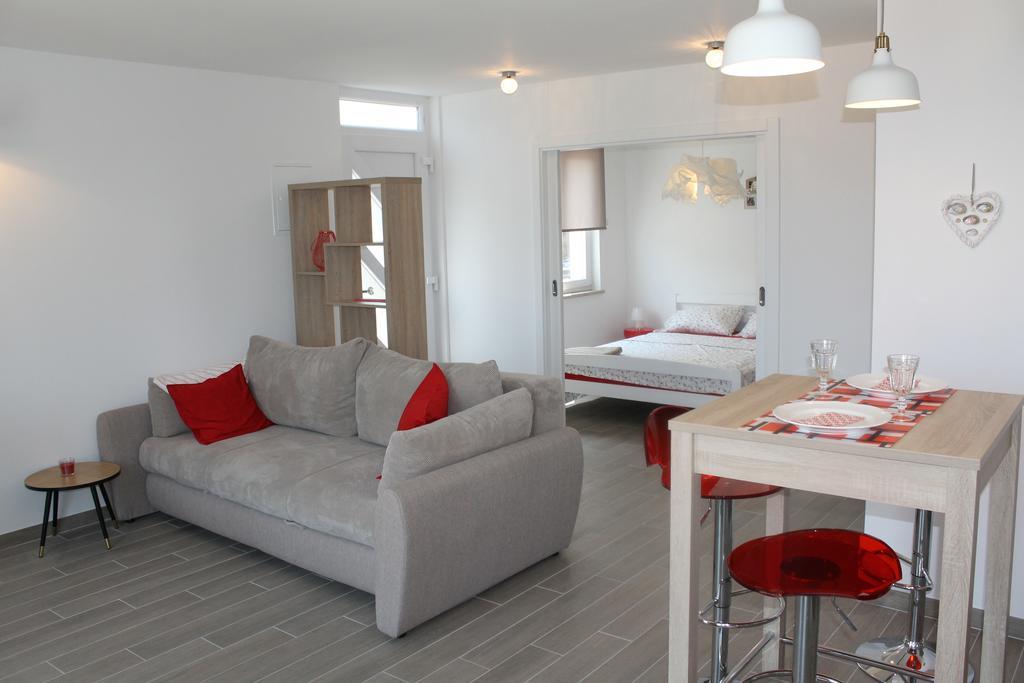 Apartments Mala ซัฟทัท ภายนอก รูปภาพ